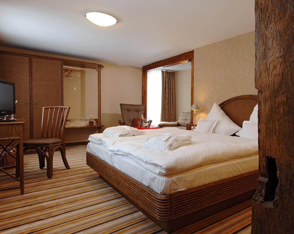 Gaestehaus Dorf-Alm فيلنغن المظهر الخارجي الصورة