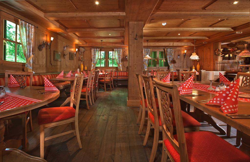 Gaestehaus Dorf-Alm فيلنغن المظهر الخارجي الصورة