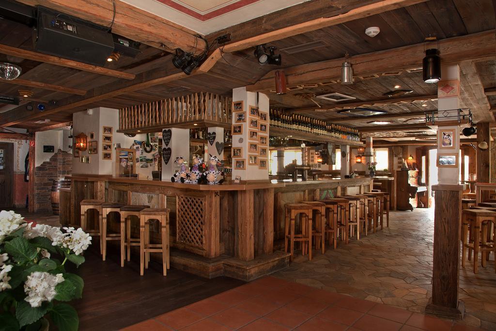 Gaestehaus Dorf-Alm فيلنغن المظهر الخارجي الصورة